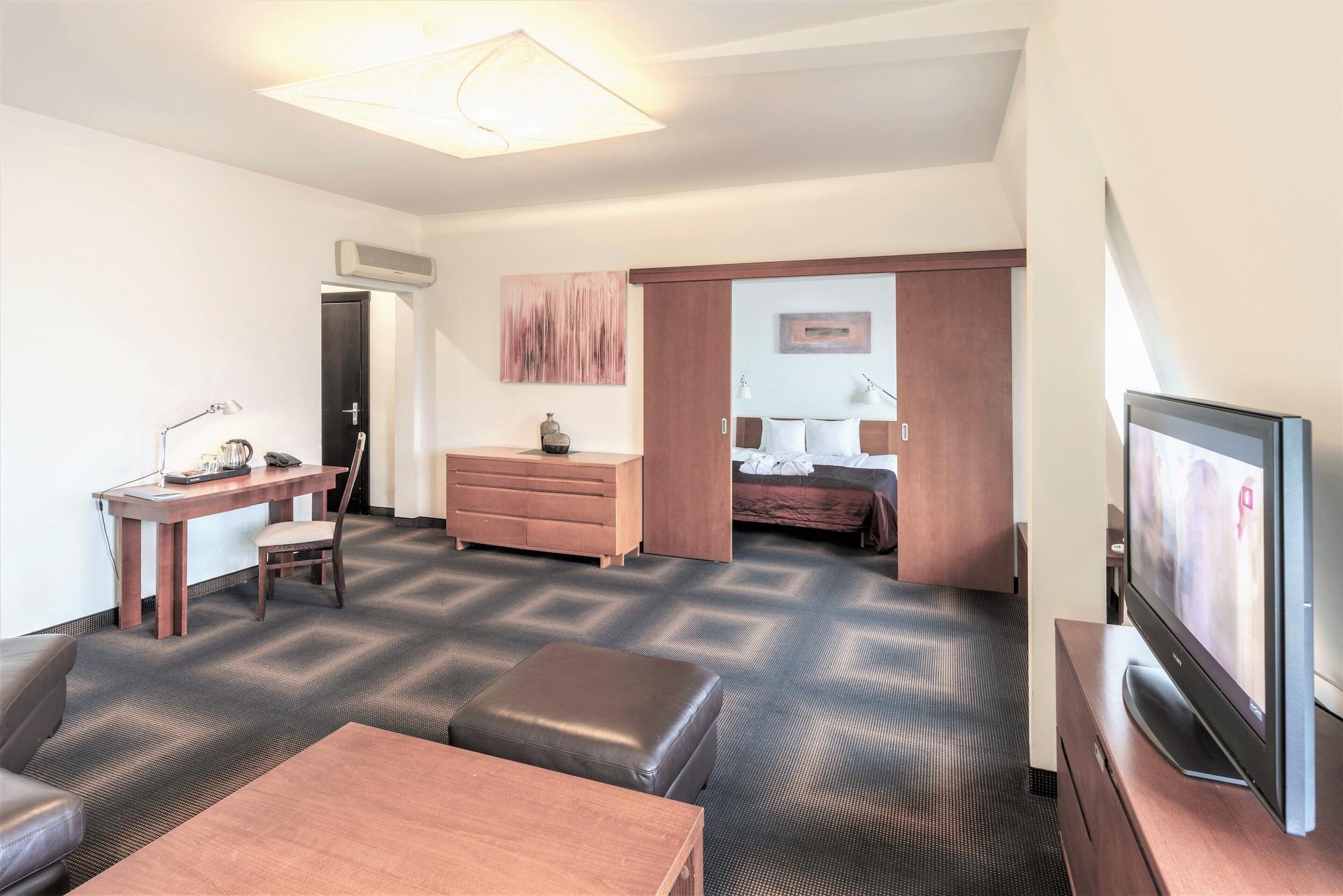 Rixwell Centra Hotel Riga Ngoại thất bức ảnh
