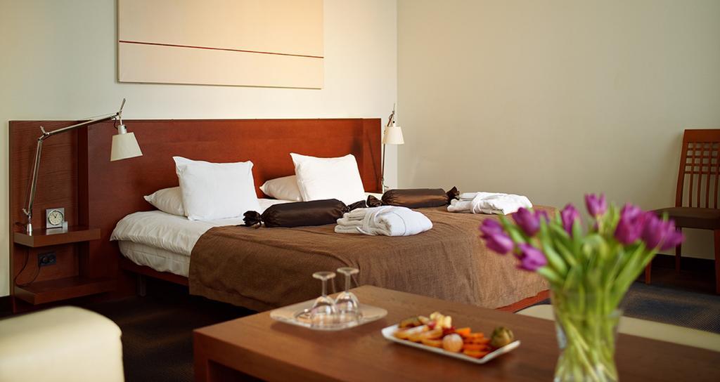 Rixwell Centra Hotel Riga Ngoại thất bức ảnh