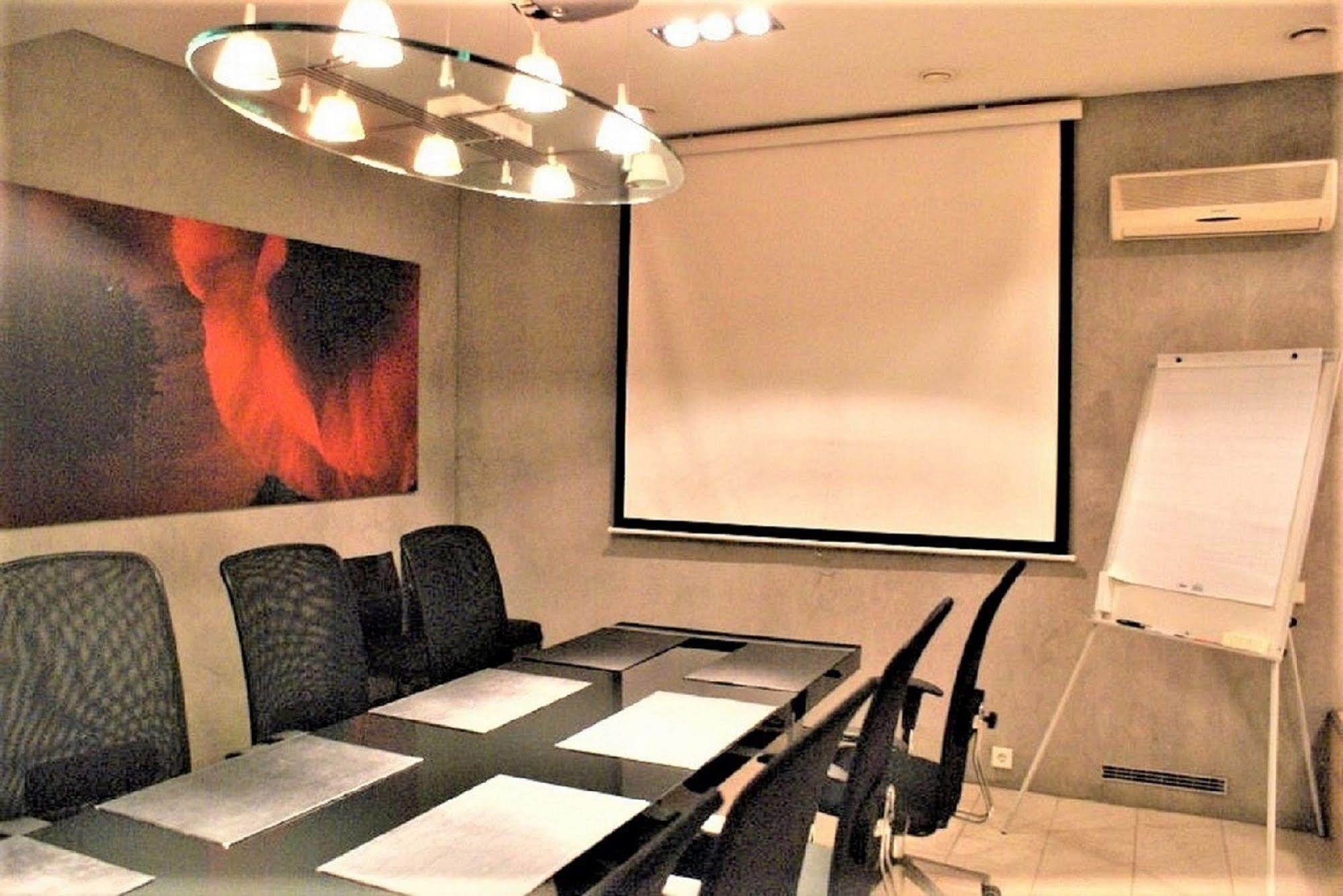 Rixwell Centra Hotel Riga Ngoại thất bức ảnh